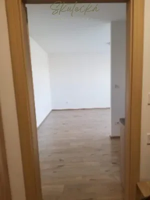 Chambre; parquet, lumière naturelle
