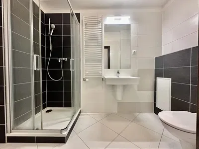 Bathroom; tile floor, natural light, renovated