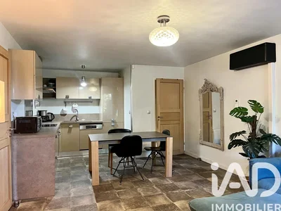 Mutfak; mutfak aletleri, fayans zemin, tadilatlı, doğal ışık, modern stil