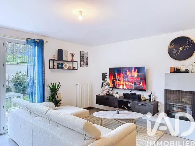 Σαλόνι; τζάκι, φυσικό φως, μοντέρνο στυλ, θέα