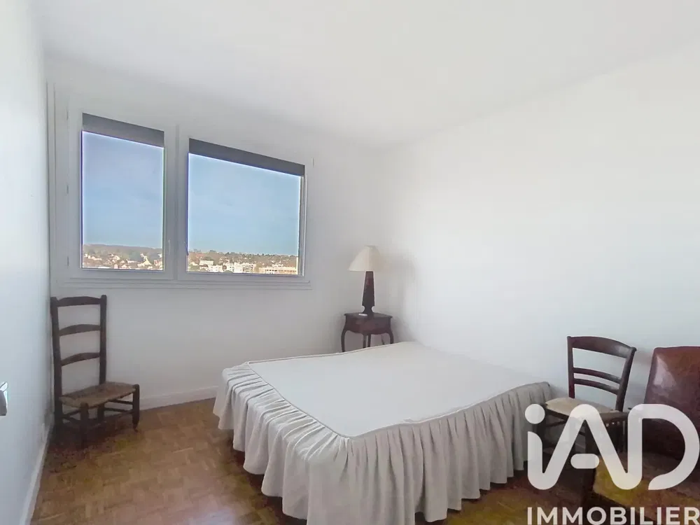 Schlafzimmer; blick, holzboden, tageslicht