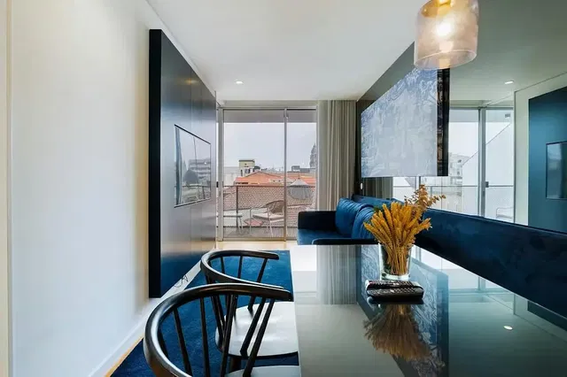 Wohnzimmer; blick, tageslicht, moderner stil