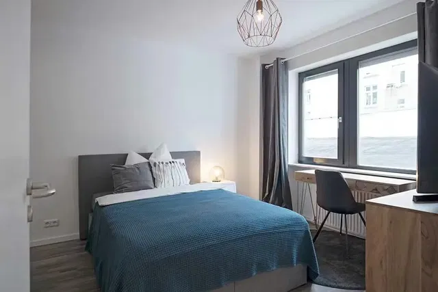 Bedroom; natural light, modern style