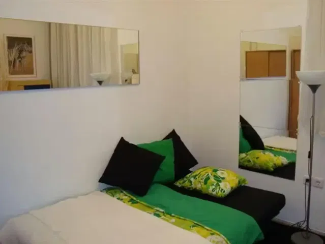 Bedroom; natural light, modern style