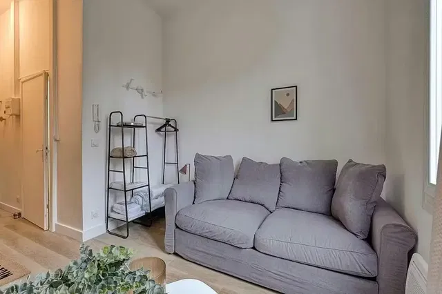 Living room; natural light, modern style