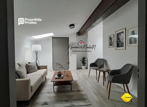 Living room; modern style, wood floor, natural light