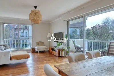 Dnevni boravak; pogled, prirodna svjetlost