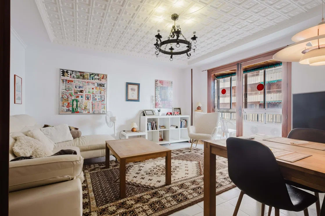 Wohnzimmer; tageslicht, moderner stil