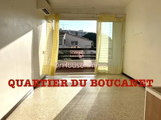 Balcone; vista, luce naturale