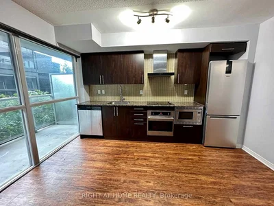 Mutfak; mutfak aletleri, manzara, doğal ışık