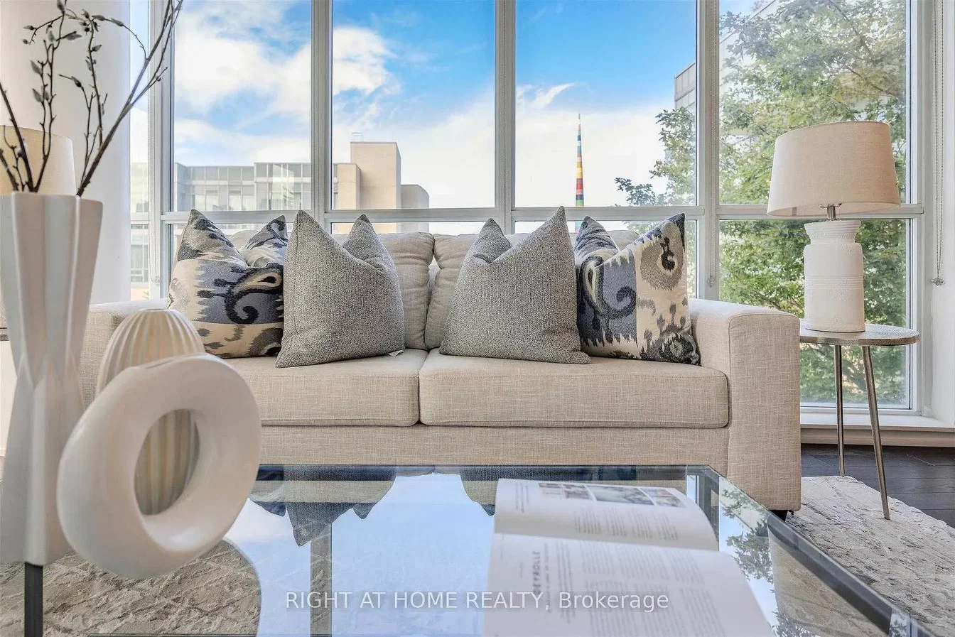 Oturma odası; manzara, doğal ışık, modern stil