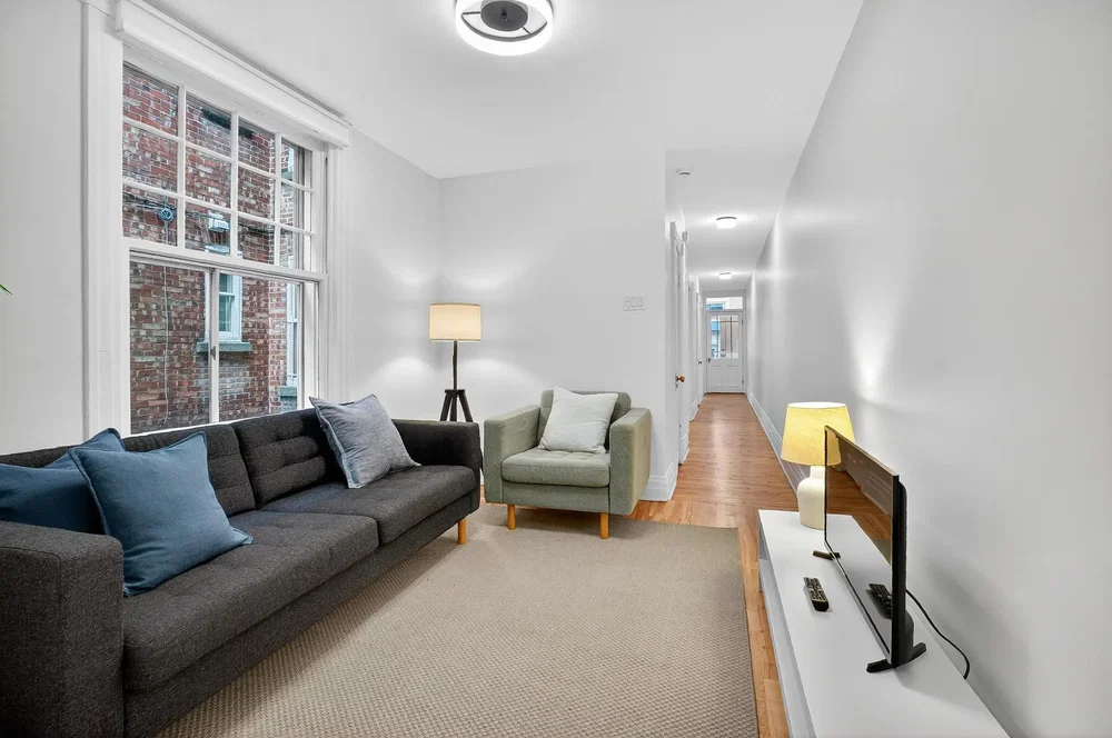 Wohnzimmer; tageslicht, moderner stil