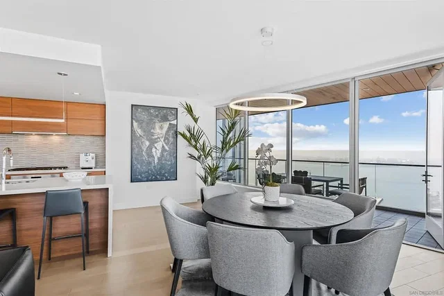 Sala de estar; vista, estilo moderno, luz natural