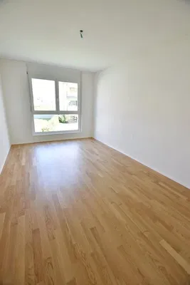 Schlafzimmer; blick, holzboden, tageslicht