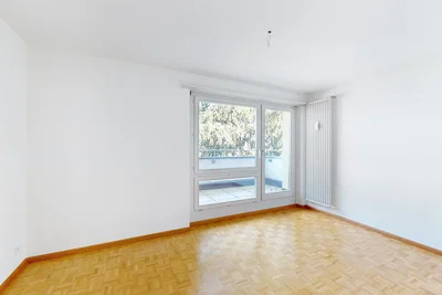 Wohnzimmer; blick, holzboden, tageslicht