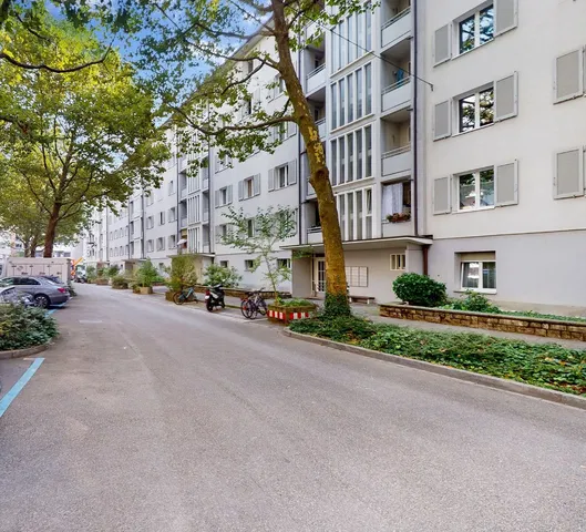 Haus und umgebung; blick