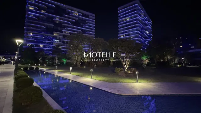 Къща и околности; гледка