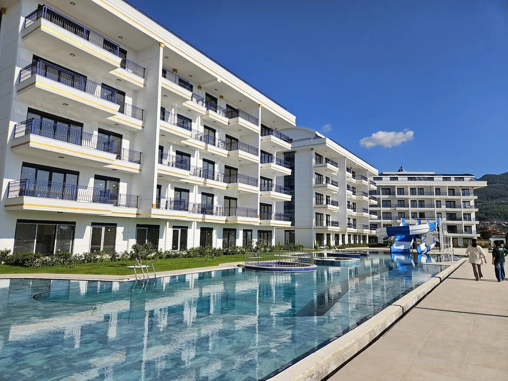 Dům a okolí; výhled