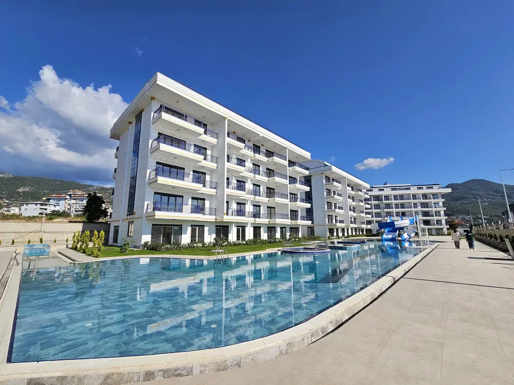 Dům a okolí; výhled