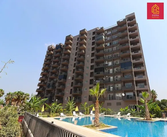 Къща и околности; гледка