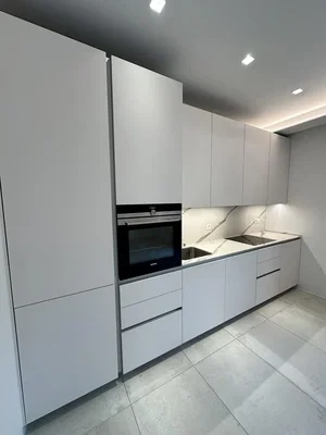 Küche; küchengeräte, fliesenboden, renoviert, tageslicht, moderner stil