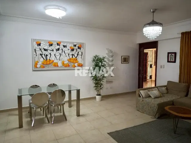 Obývací pokoj; dlažba, přirozené světlo