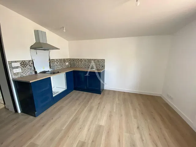 Kitchen; wood floor, renovated, natural light