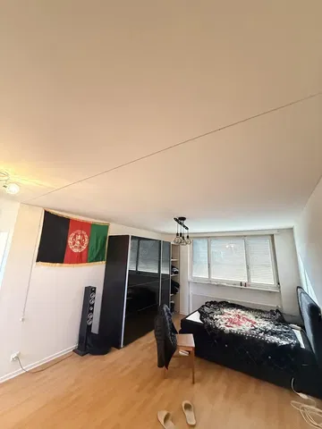 Bedroom; natural light