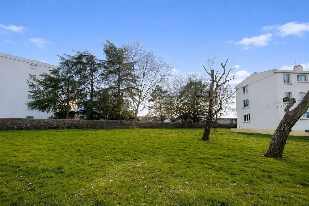 Haus und umgebung; blick, tageslicht