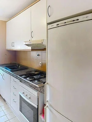 Кухиња; кухињски апарати, плочице