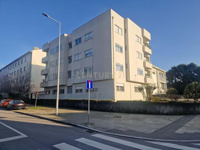 Maison et environs; vue