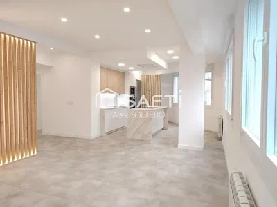 Mutfak; doğal ışık, tadilatlı, fayans zemin, mutfak aletleri