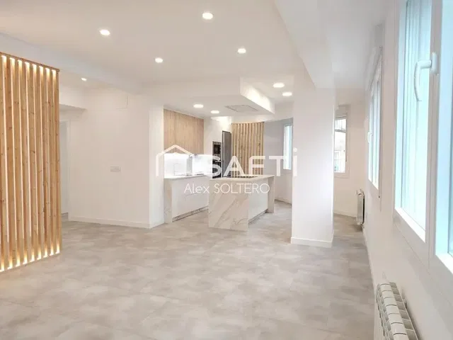 Mutfak; doğal ışık, tadilatlı, fayans zemin, mutfak aletleri