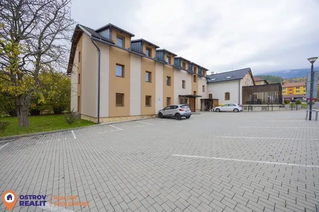 Haus und umgebung; blick