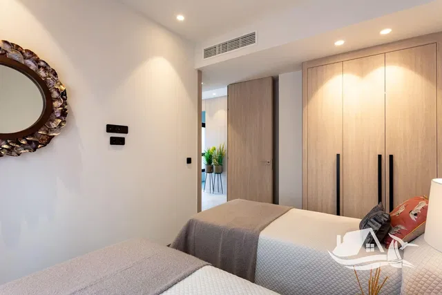 Yatak odası; doğal ışık, modern stil, tadilatlı