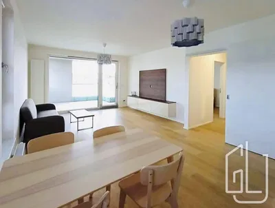 Wohnzimmer; tageslicht, holzboden