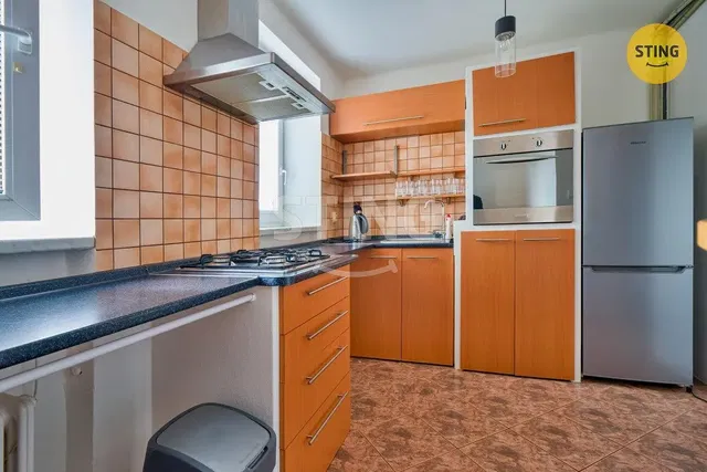 Cuisine; électroménager, carrelage