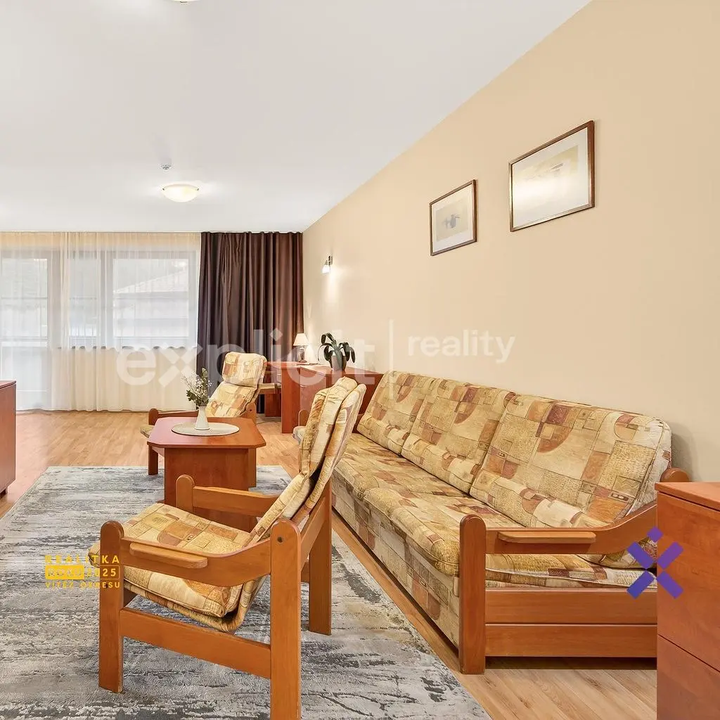 Wohnzimmer; tageslicht, moderner stil