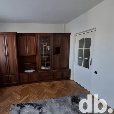 Wohnzimmer; holzboden, holzbalken