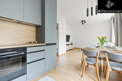 Cuisine; électroménager, lumière naturelle, style moderne
