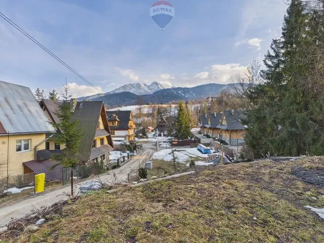 Maison et environs; vue