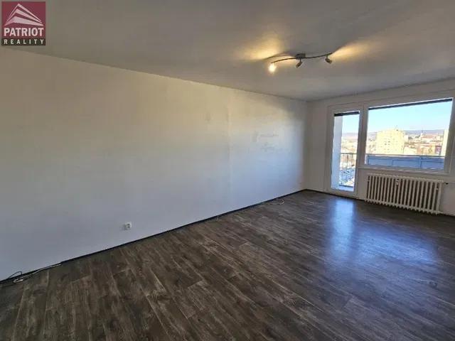 Wohnzimmer; blick, fliesenboden, tageslicht