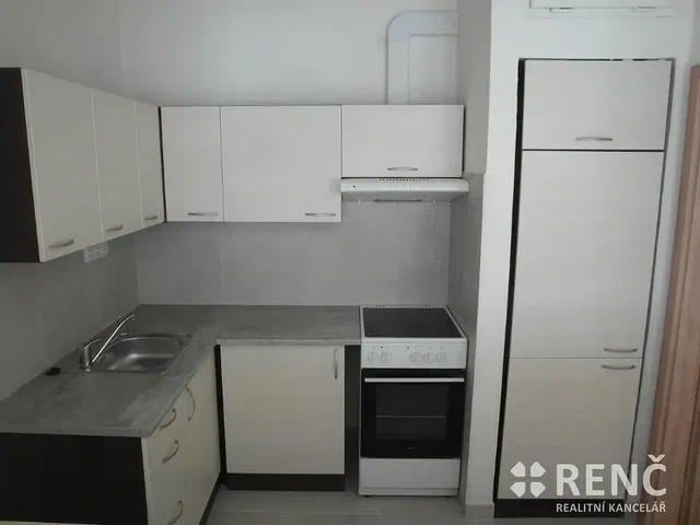Cuisine; électroménager, carrelage