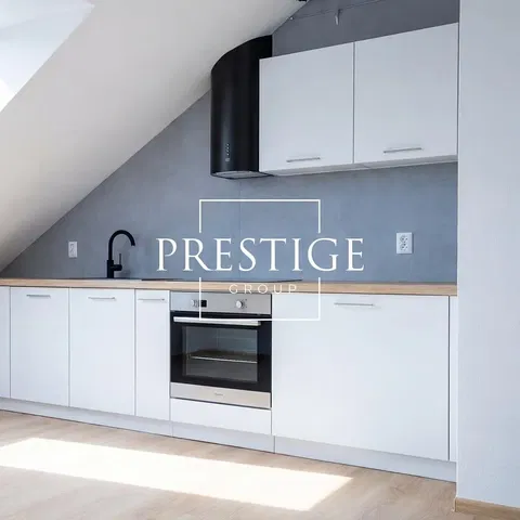 Küche; küchengeräte, moderner stil, renoviert, tageslicht