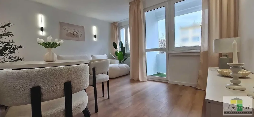 Oturma odası; doğal ışık, modern stil