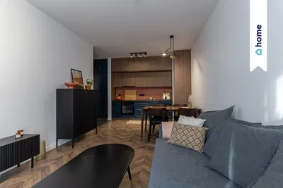 Wohnzimmer; moderner stil, holzboden, tageslicht