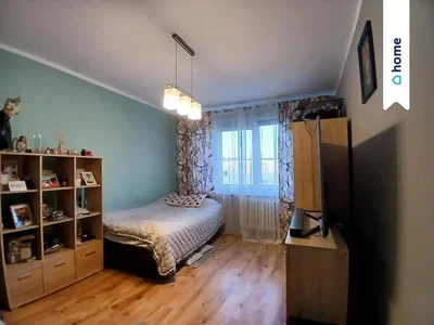 Chambre; parquet, lumière naturelle