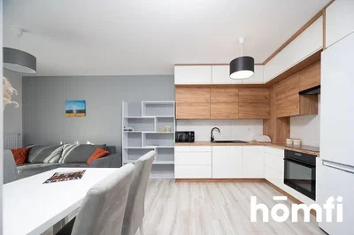 Cuisine; style moderne, lumière naturelle, parquet