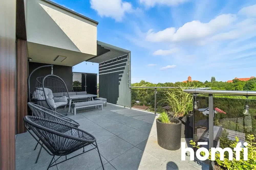 Balkon; manzara, doğal ışık