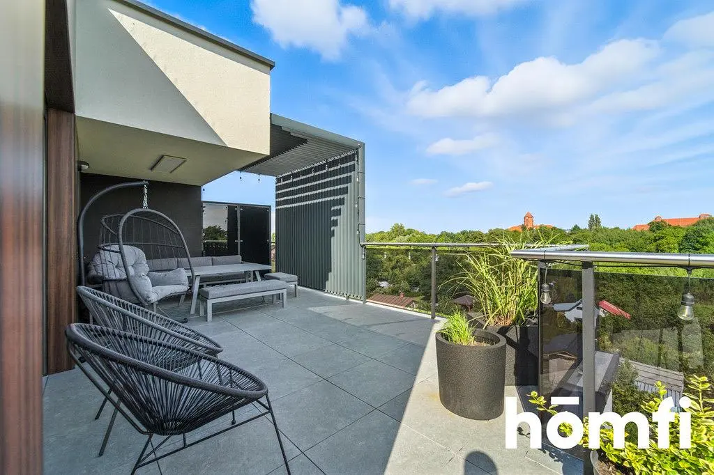 Balkon; manzara, doğal ışık